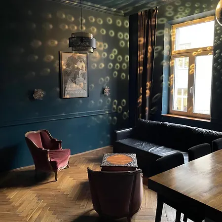Apartment Househost Iii: Podbrzezie Street *
