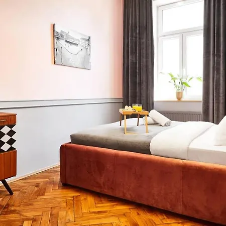 Househost Iii: Podbrzezie Street Apartmán Krakov